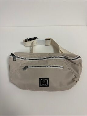 MPG Ivory Belt Bag Waist Pack Hiking Workout Fanny Pack